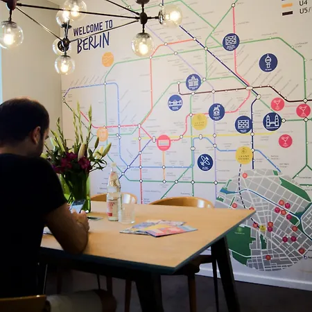 Hostal Grand Urban