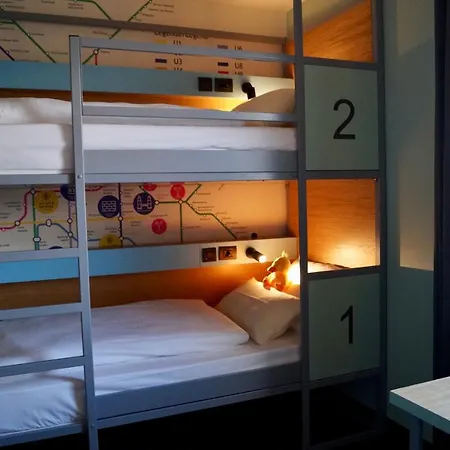 Grand Urban Hostal *