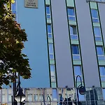Grand Urban Hotel 3*