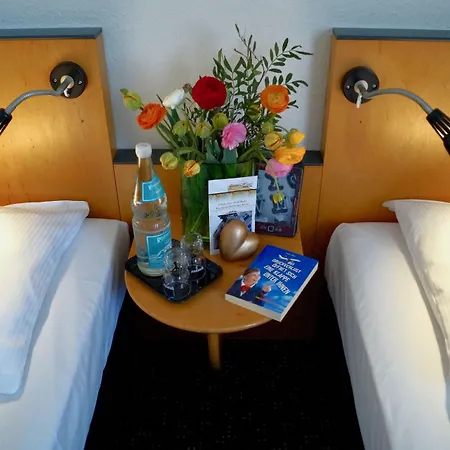 柏林城市格兰德旅舍 酒店