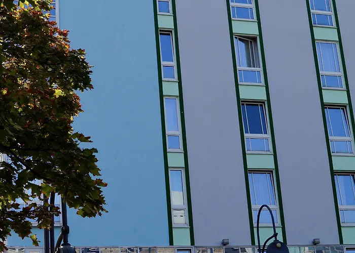 Grand Urban Hotel 3*