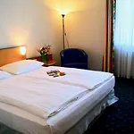 Grand Urban 3* Берлин