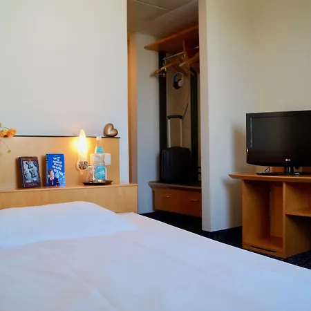 Grand Urban Hotel 3*