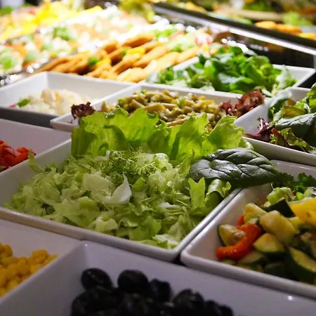 Grand Urban Hotel 3*